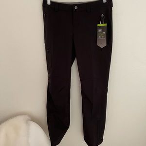 Size 4 women’s REI pants